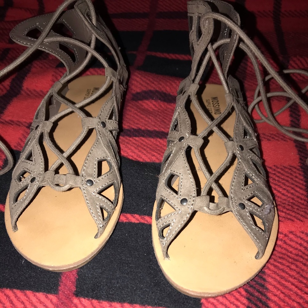 Target Sandals - Picture 2 of 4